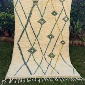tapis-berbere-azilal-100-creme-vert-en-laine-de-mouton-230m-148m